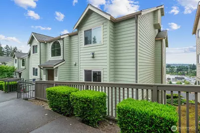 3815 SE 131st Lane SE #H-16, Bellevue, WA 98006 - Photo 2