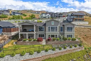 112 Mayer Dr, Chelan, WA 98816 - Photo 1