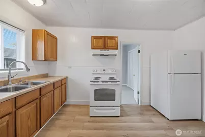 2119 Walnut Street #C, Everett, WA 98201 - Photo 10