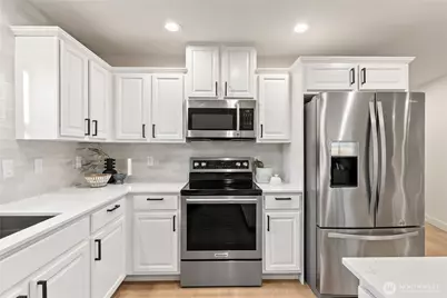 17811 E 114th Street Ct, Bonney Lake, WA 98391 - Photo 16