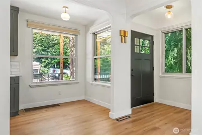10106 16th Avenue S, Seattle, WA 98168 - Photo 6