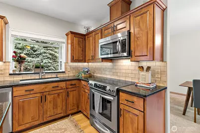 5518 Highland Drive SE, Auburn, WA 98092 - Photo 12