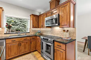 5518 Highland Dr SE, Auburn, WA 98092 - Photo 12