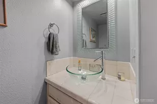 6302 81st St E, Puyallup, WA 98371 - Photo 12