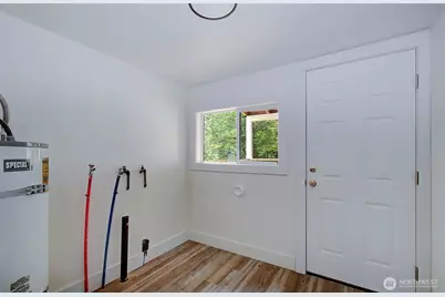 6405 Westside Highway, Castle Rock, WA 98611 - Photo 14