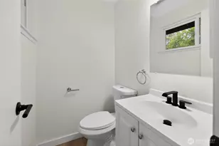 320 213th Pl SW, Bothell, WA 98021 - Photo 20