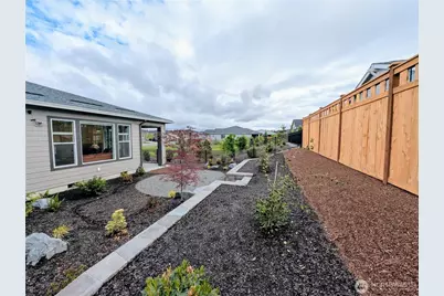 14830 207th Avenue E, Bonney Lake, WA 98391 - Photo 36