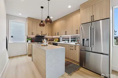 2626 58th Avenue SW #A, Seattle, WA 98116 - Photo 10
