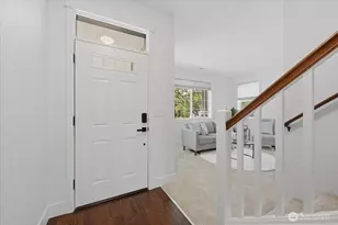 9330 Templeton Ave SE, Snoqualmie, WA 98065 - Photo 2