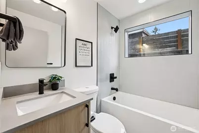 2626 58th Avenue SW #B, Seattle, WA 98116 - Photo 22