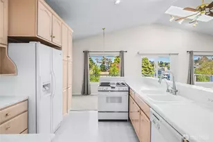 3719 N Ave, Anacortes, WA 98221 - Photo 8