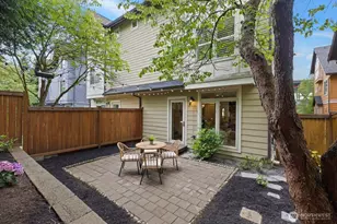 3122 Franklin Ave E, Seattle, WA 98102 - Photo 1