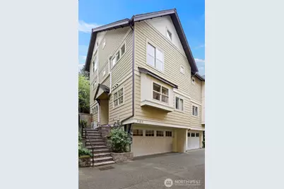 3122 Franklin Avenue E #B, Seattle, WA 98102 - Photo 2