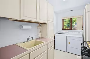11310 Marine Ln, Anacortes, WA 98221 - Photo 20