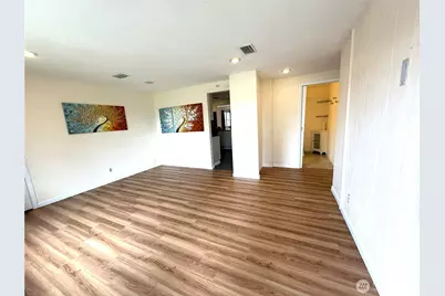 10517 Addison Street SW, Lakewood, WA 98499 - Photo 2