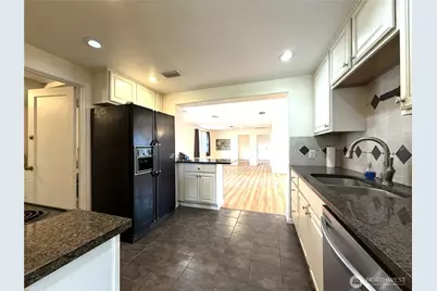 10517 Addison Street SW, Lakewood, WA 98499 - Photo 4