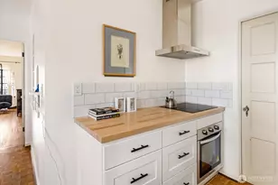 1106 NE 42nd, Seattle, WA 98105 - Photo 14