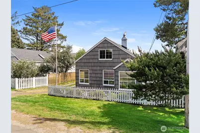 26006 Park Ave, Ocean Park, WA 98640 - Photo 2