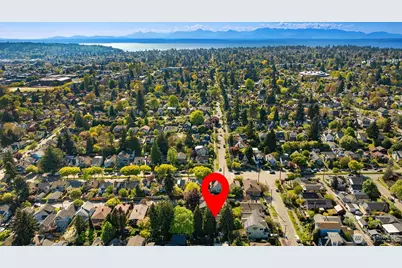 7062 Cleopatra Place NW, Seattle, WA 98117 - Photo 20