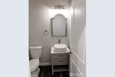 866 S 85th Street, Tacoma, WA 98444 - Photo 10