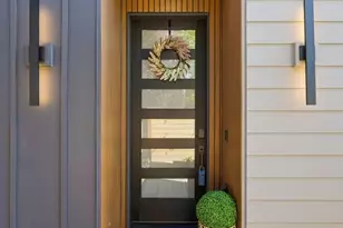 929 N 87th St, Seattle, WA 98103 - Photo 32