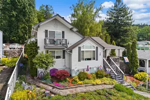 38 SE Washington St, Chehalis, WA 98532 - Photo 1