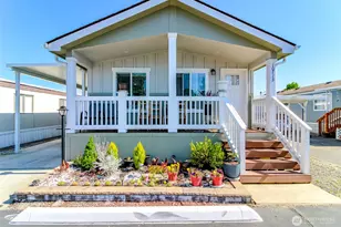 10713 63rd St E, Puyallup, WA 98372 - Photo 2