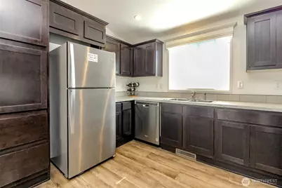 10713 63rd St E #27, Puyallup, WA 98372 - Photo 6