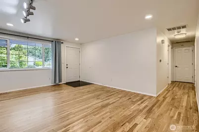 14379 104th Avenue NE, Kirkland, WA 98034 - Photo 4