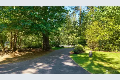 19930 170th Avenue NE, Woodinville, WA 98072 - Photo 40