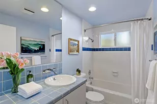 3813 NE 70th St, Seattle, WA 98115 - Photo 24