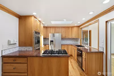 4820 W Tapps Drive E, Lake Tapps, WA 98391 - Photo 8