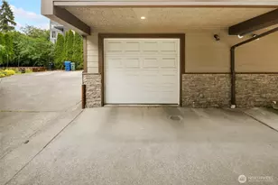 140 21st Ave E, Seattle, WA 98112 - Photo 28