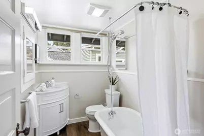 726 20th Avenue E, Seattle, WA 98112 - Photo 26