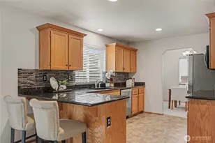 2617 184th St Ct E, Tacoma, WA 98445 - Photo 6