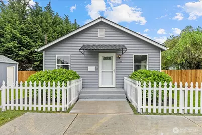 335 N Madison Street, Monroe, WA 98272 - Photo 4