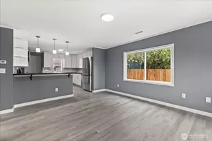 335 N Madison St, Monroe, WA 98272 - Photo 10