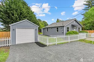 335 N Madison St, Monroe, WA 98272 - Photo 2