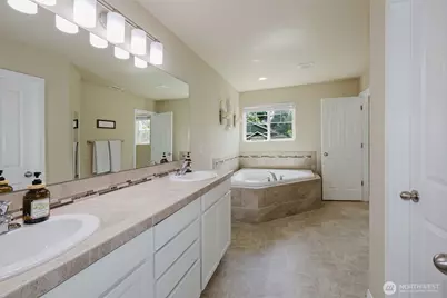3677 SE Chesterton Drive, Port Orchard, WA 98366 - Photo 22
