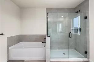 13918 208th Ave E, Bonney Lake, WA 98391 - Photo 18