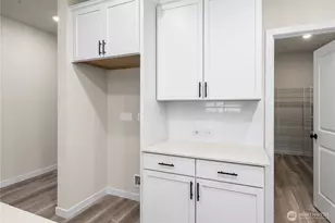 13918 208th Ave E, Bonney Lake, WA 98391 - Photo 8
