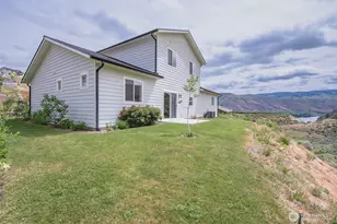 9975 Saska Way, Entiat, WA 98822 - Photo 24