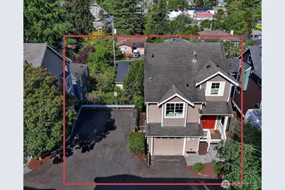 3030 31st Avenue W, Seattle, WA 98199 - Photo 2