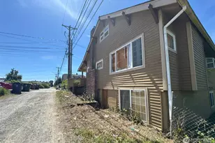 1115 S 18th St, Tacoma, WA 98405 - Photo 4