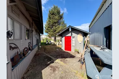 105 Victoria Loop NE, Ocean Shores, WA 98520 - Photo 24