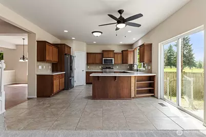 15233 100th Avenue SE, Yelm, WA 98597 - Photo 4