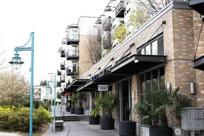 211 Kirkland Avenue #309, Kirkland, WA 98033 - Photo 2