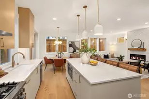 13131 NE 87th Ln, Kirkland, WA 98033 - Photo 8