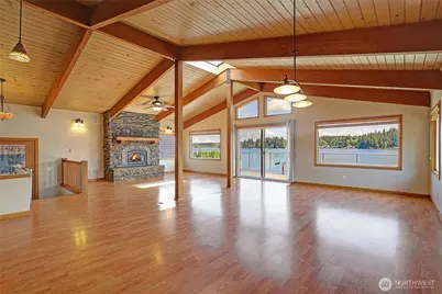 14931 W Lake Goodwin Road, Stanwood, WA 98292 - Photo 2