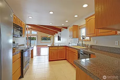 14931 W Lake Goodwin Road, Stanwood, WA 98292 - Photo 14
